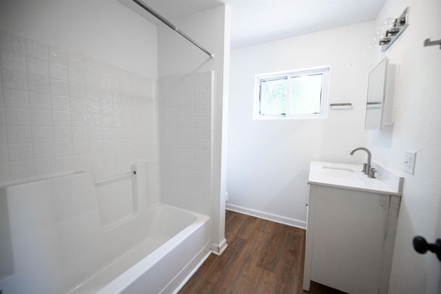 2750 Merritts Creek Rd, Huntington, WV 25702