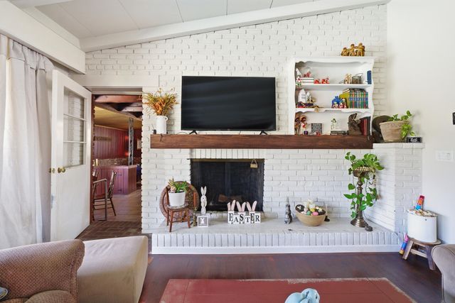 574 N Frankwood Avenue, Reedley, CA 93654