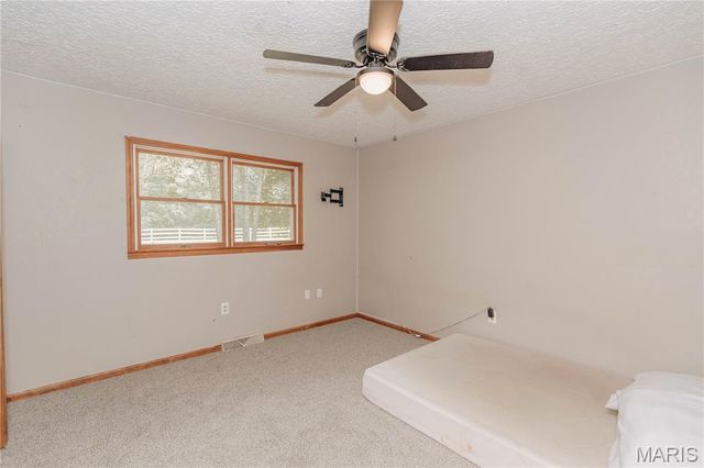 11525 Highway Pp, Dixon, MO 65459