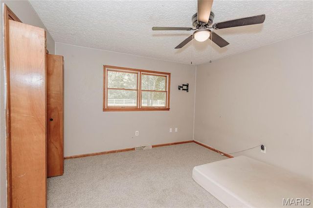 11525 Highway Pp, Dixon, MO 65459