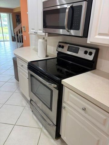 2136 Tigris Drive, West Palm Beach, FL 33411
