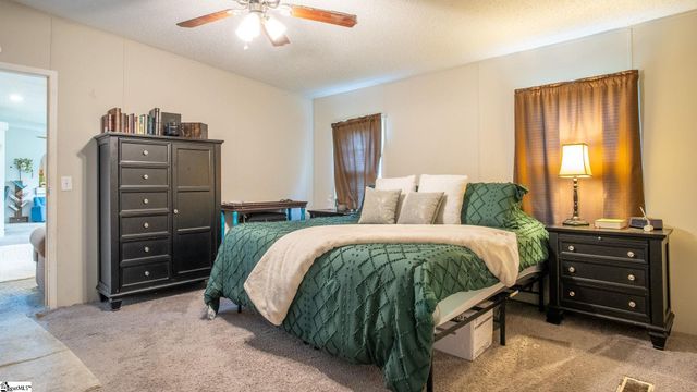 13869 S Highway 101, Gray Court, SC 29645