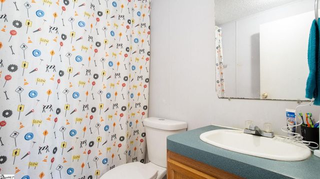 13869 S Highway 101, Gray Court, SC 29645