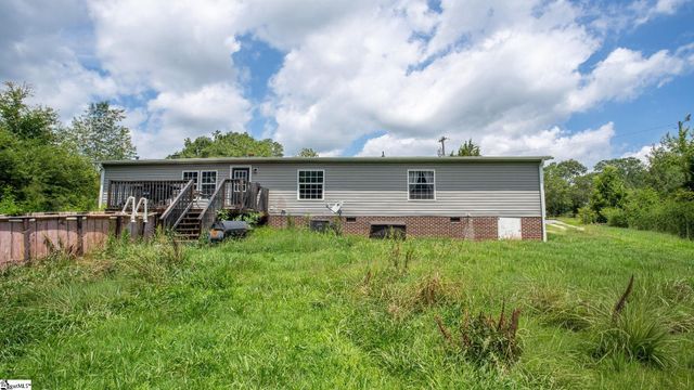 13869 S Highway 101, Gray Court, SC 29645
