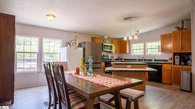 13869 S Highway 101, Gray Court, SC 29645