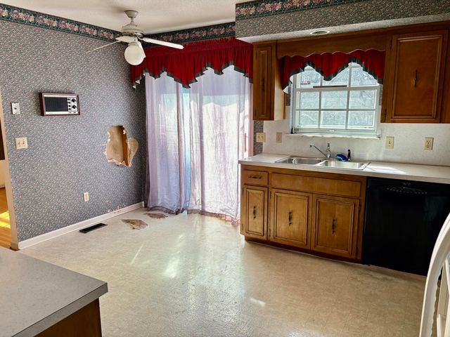 1426 Highcrest Drive, Hixson, TN 37343