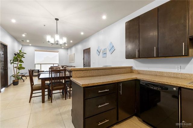 813 Travis Street 419, Mission, TX 78572