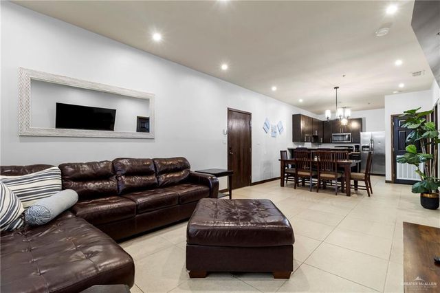 813 Travis Street 419, Mission, TX 78572