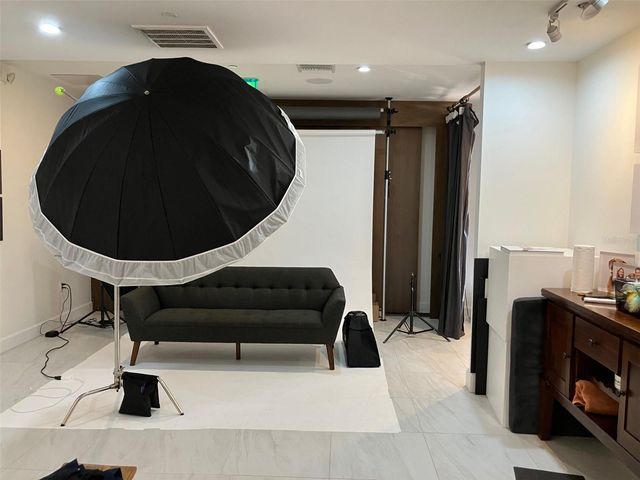 3105 W BAY TO BAY BOULEVARD, Tampa, FL 33629