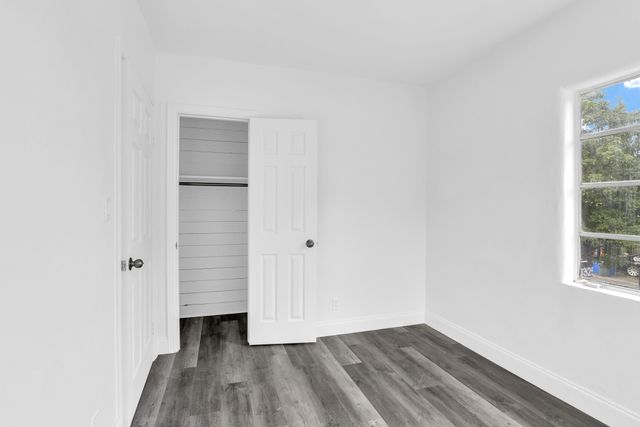 820 N Dixie Highway 4, Lake Worth Beach, FL 33460