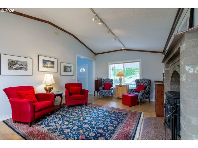 21015 Ne 220TH Cir, Battle Ground, WA 98604