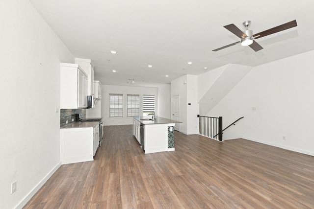 695 Vista Del Lago Drive, Lewisville, TX 75067