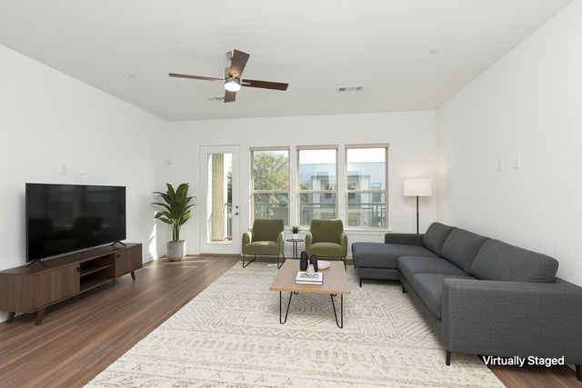 695 Vista Del Lago Drive, Lewisville, TX 75067