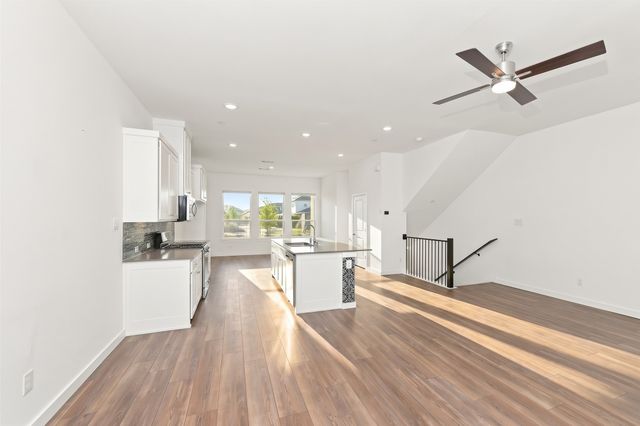 695 Vista Del Lago Drive, Lewisville, TX 75067