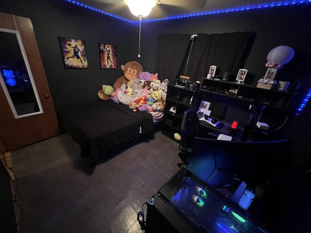 309 Danbury Dr, Charles City, IA 50616