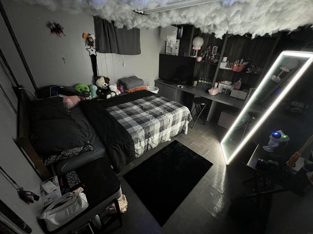 309 Danbury Dr, Charles City, IA 50616