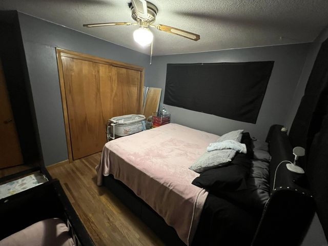 309 Danbury Dr, Charles City, IA 50616