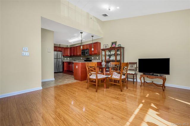 212 Willow Lane, Valley Stream, NY 11580
