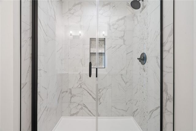 2770 Burns Drive, Marion, IA 52302