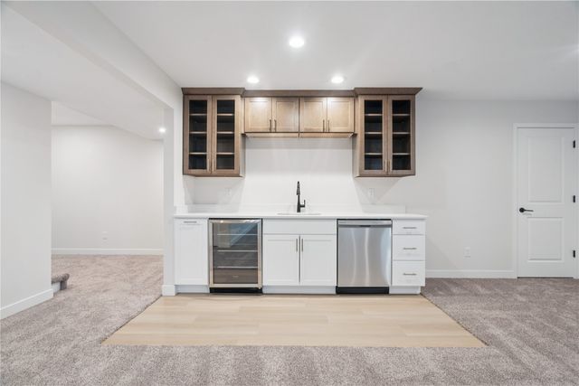 2770 Burns Drive, Marion, IA 52302