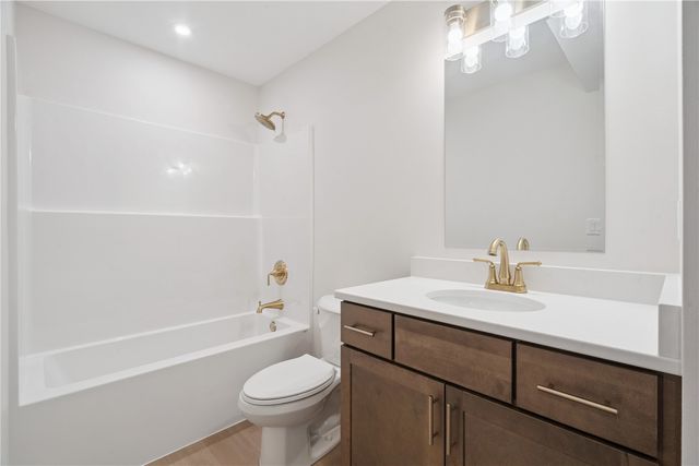 2770 Burns Drive, Marion, IA 52302