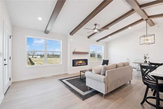 2770 Burns Drive, Marion, IA 52302