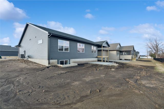 2770 Burns Drive, Marion, IA 52302