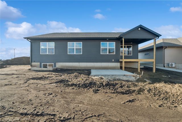 2770 Burns Drive, Marion, IA 52302