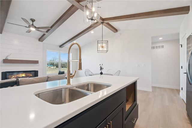 2770 Burns Drive, Marion, IA 52302