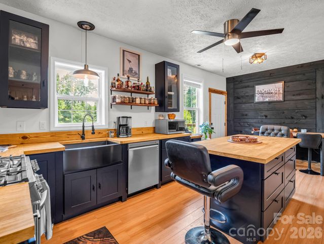 221 Kistler Road, Lawndale, NC 28090