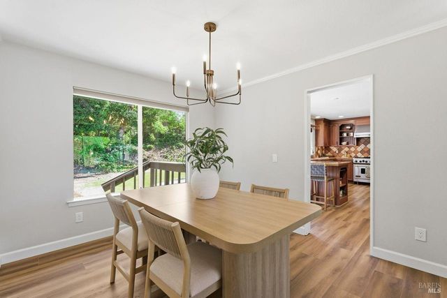 344 Westridge Pl, Petaluma, CA 94952