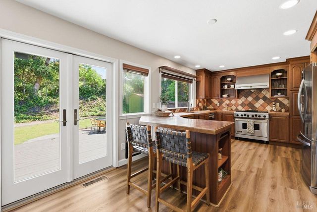 344 Westridge Pl, Petaluma, CA 94952