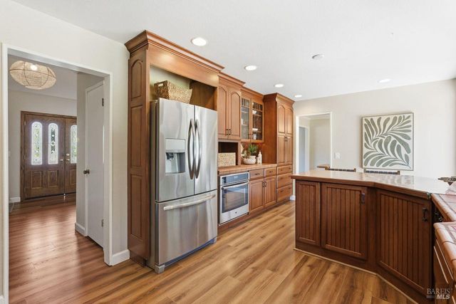 344 Westridge Pl, Petaluma, CA 94952