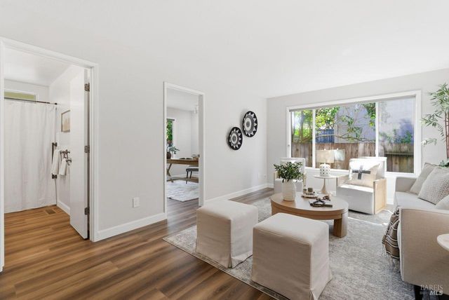 344 Westridge Pl, Petaluma, CA 94952