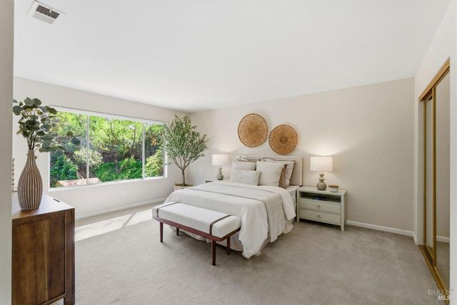 344 Westridge Pl, Petaluma, CA 94952