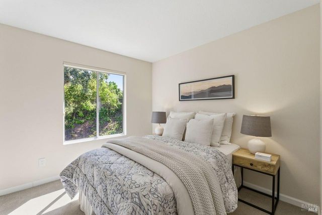 344 Westridge Pl, Petaluma, CA 94952