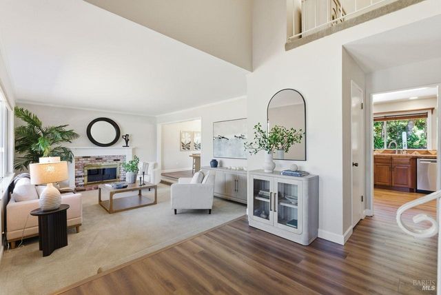 344 Westridge Pl, Petaluma, CA 94952