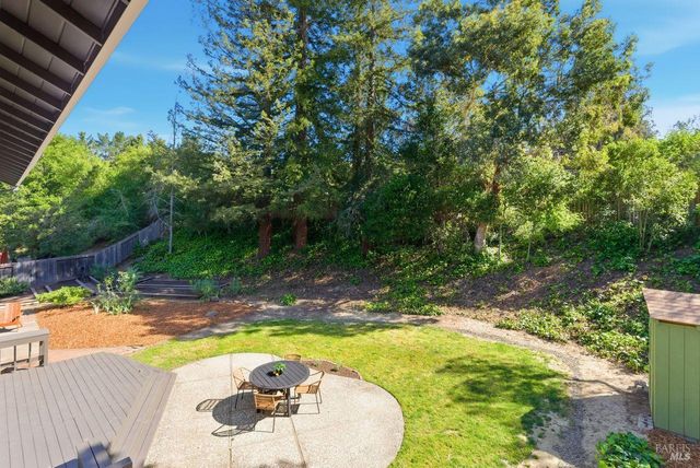 344 Westridge Pl, Petaluma, CA 94952