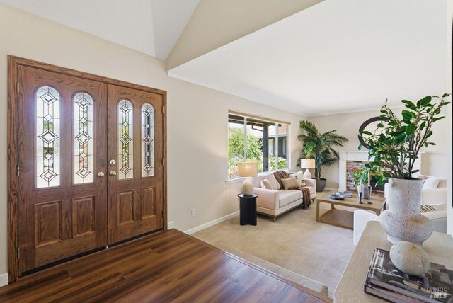 344 Westridge Pl, Petaluma, CA 94952