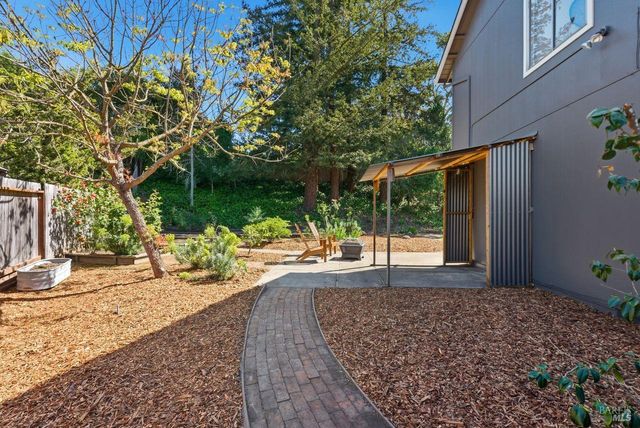 344 Westridge Pl, Petaluma, CA 94952