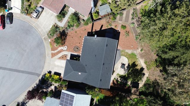 344 Westridge Pl, Petaluma, CA 94952