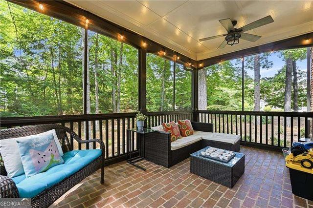 1136 Mossy Rock Road NW, Kennesaw, GA 30152