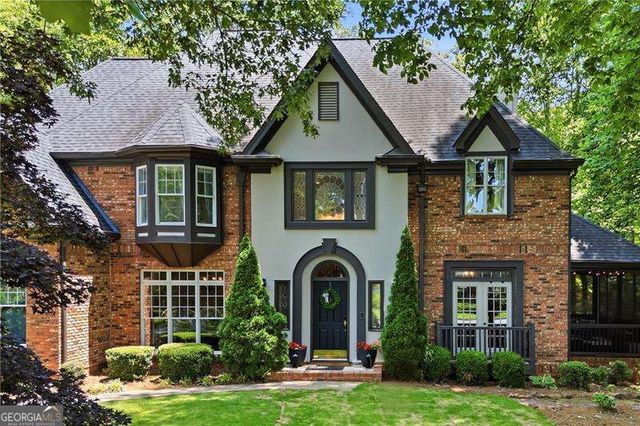 1136 Mossy Rock Road NW, Kennesaw, GA 30152