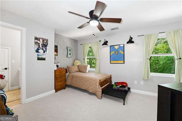 1136 Mossy Rock Road NW, Kennesaw, GA 30152