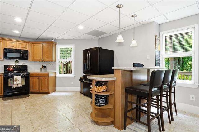 1136 Mossy Rock Road NW, Kennesaw, GA 30152