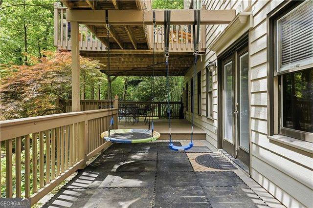 1136 Mossy Rock Road NW, Kennesaw, GA 30152
