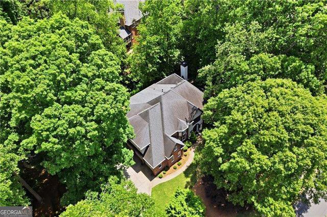 1136 Mossy Rock Road NW, Kennesaw, GA 30152