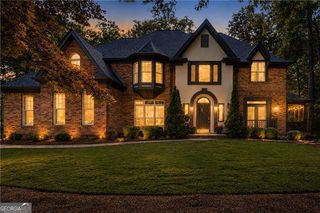 1136 Mossy Rock Road NW, Kennesaw, GA 30152