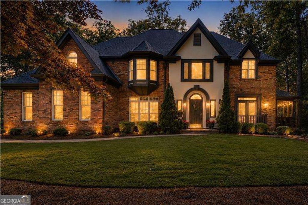 1136 Mossy Rock Road NW, Kennesaw, GA 30152