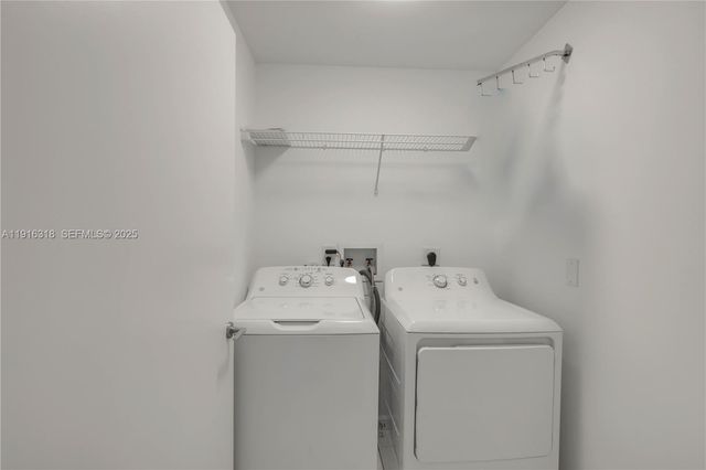 3340 NE 190th St 503, Aventura, FL 33180